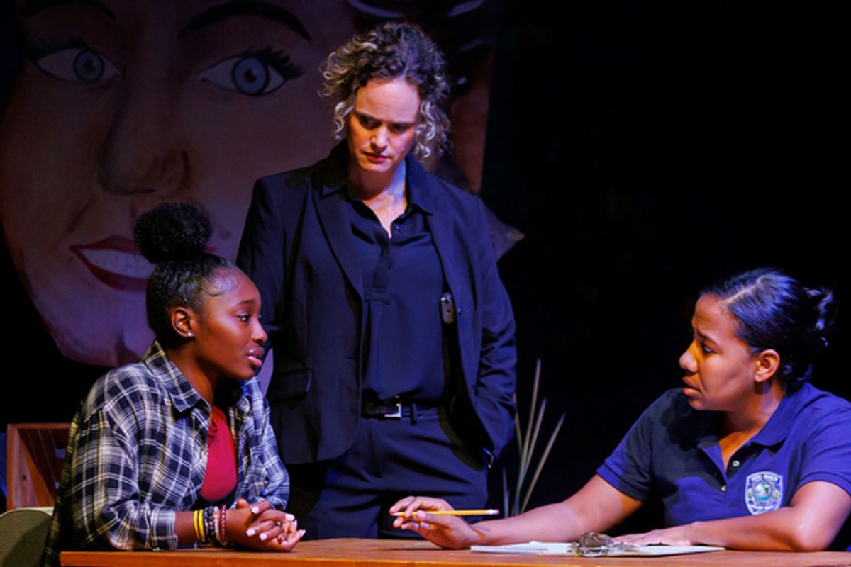 Mariah Sydnei Gordon, Cyd Blakewell and Jennifer Glasse at 