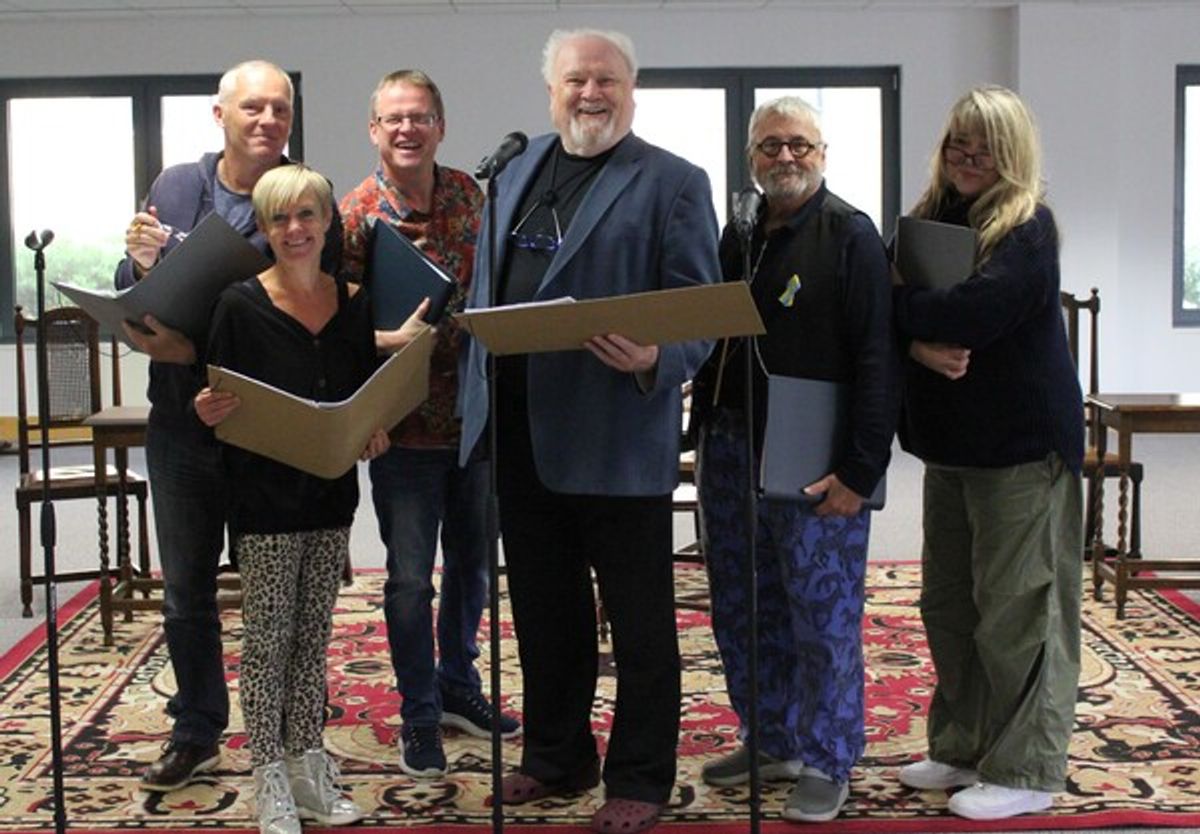 Cast at Photos: Inside Rehearsal For the UK Tour of THE HOUND OF THE BASKERVILLES