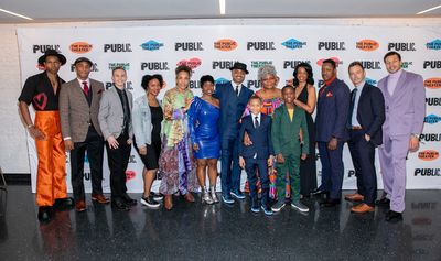 The cast Photo