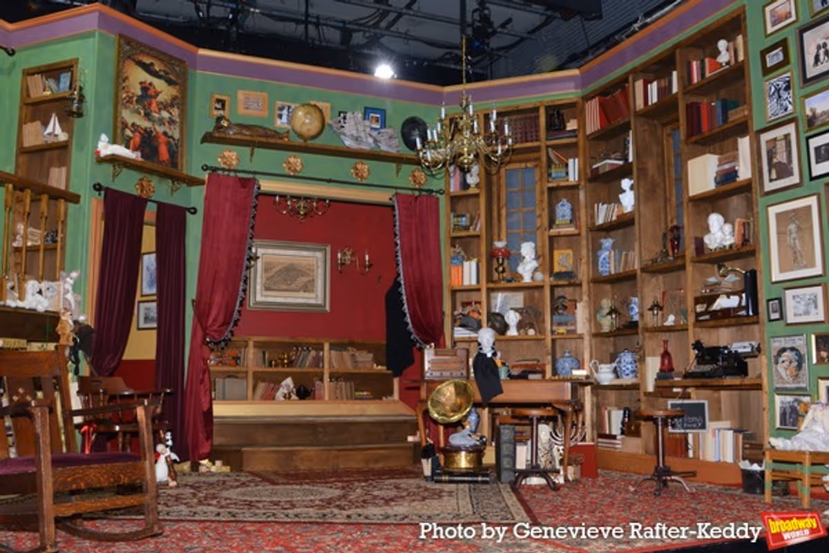 Candida set at Photos: CANDIDA Celebrates Opening Night Off-Broadway
