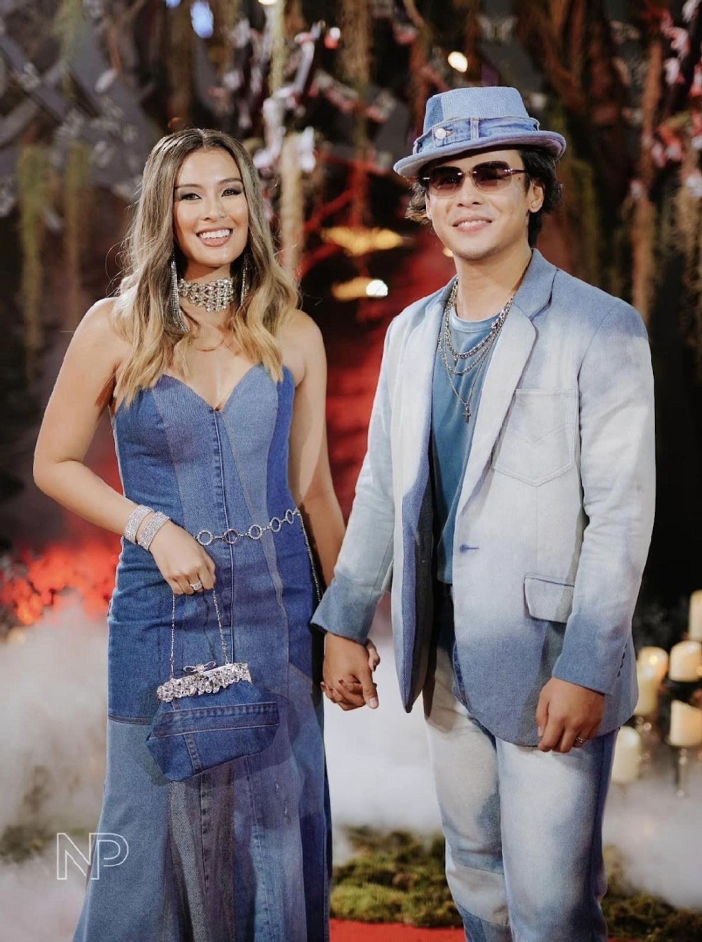 PHOTOS: Monasterio, Villanueva Walk the 'Blood Carpet' as Phantom and Christine  Image