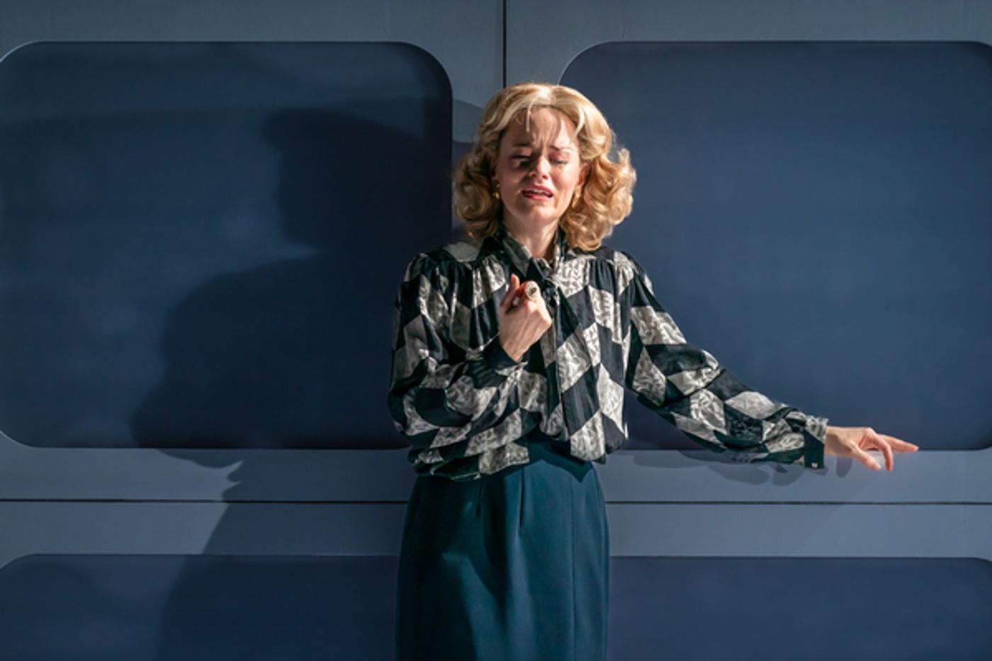 Photos: First Look at Andrew Rannells & Katie Brayben in TAMMY FAYE World Premiere  Image