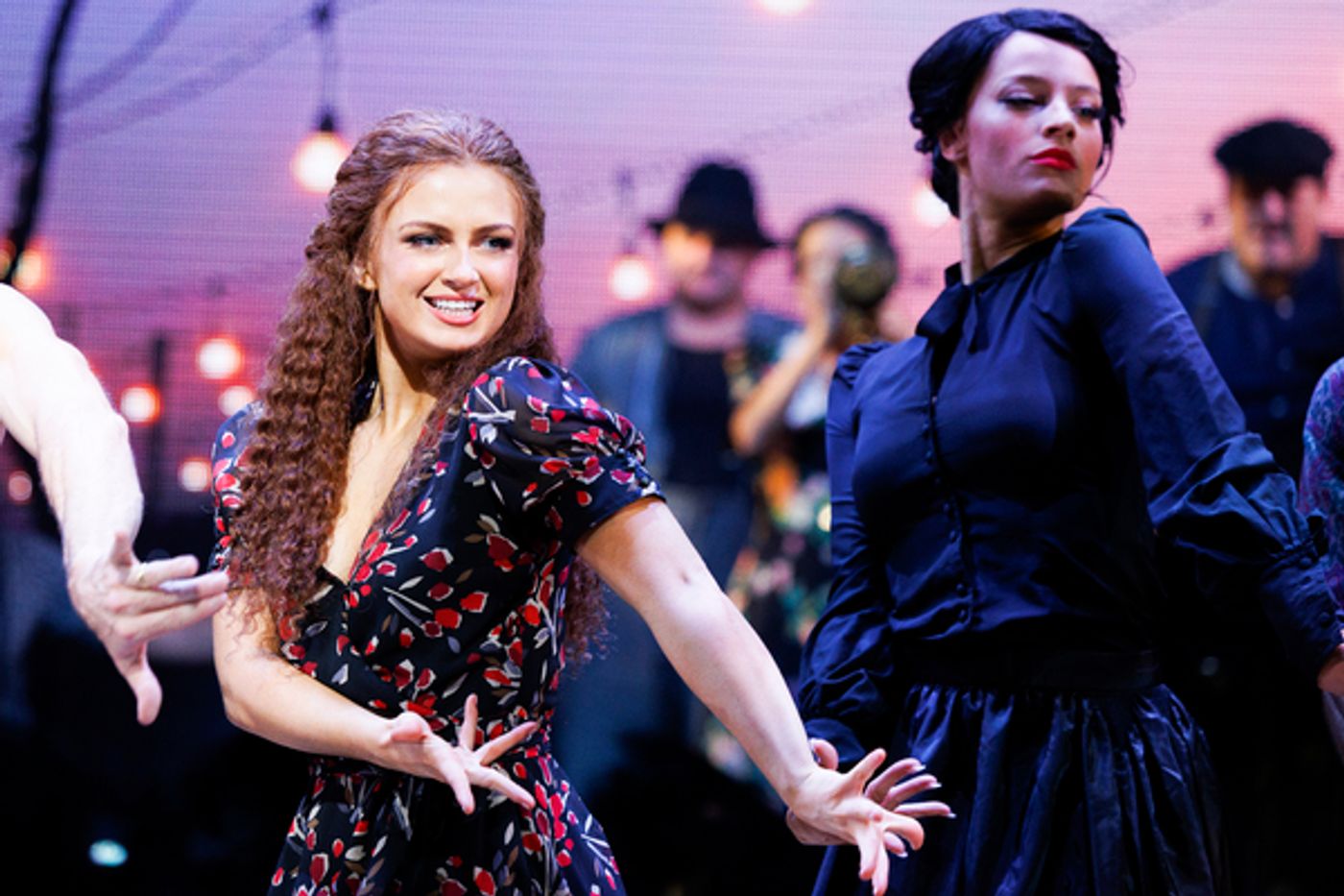 Photos: Baz Luhrmann's STRICTLY BALLROOM Dances into the New Theatre  Image