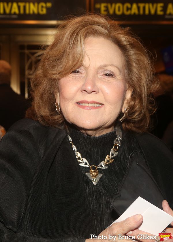 Photos: On the Red Carpet for Opening Night of WALKING WITH GHOSTS — photo 17 of 43