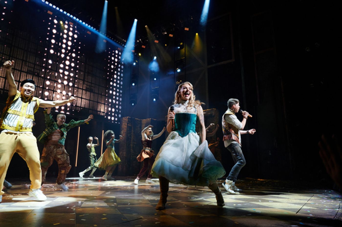 Photos: Go Inside & JULIET's First Preview on Broadway Photos: Go Inside & JULIET's First Preview on Broadway Image