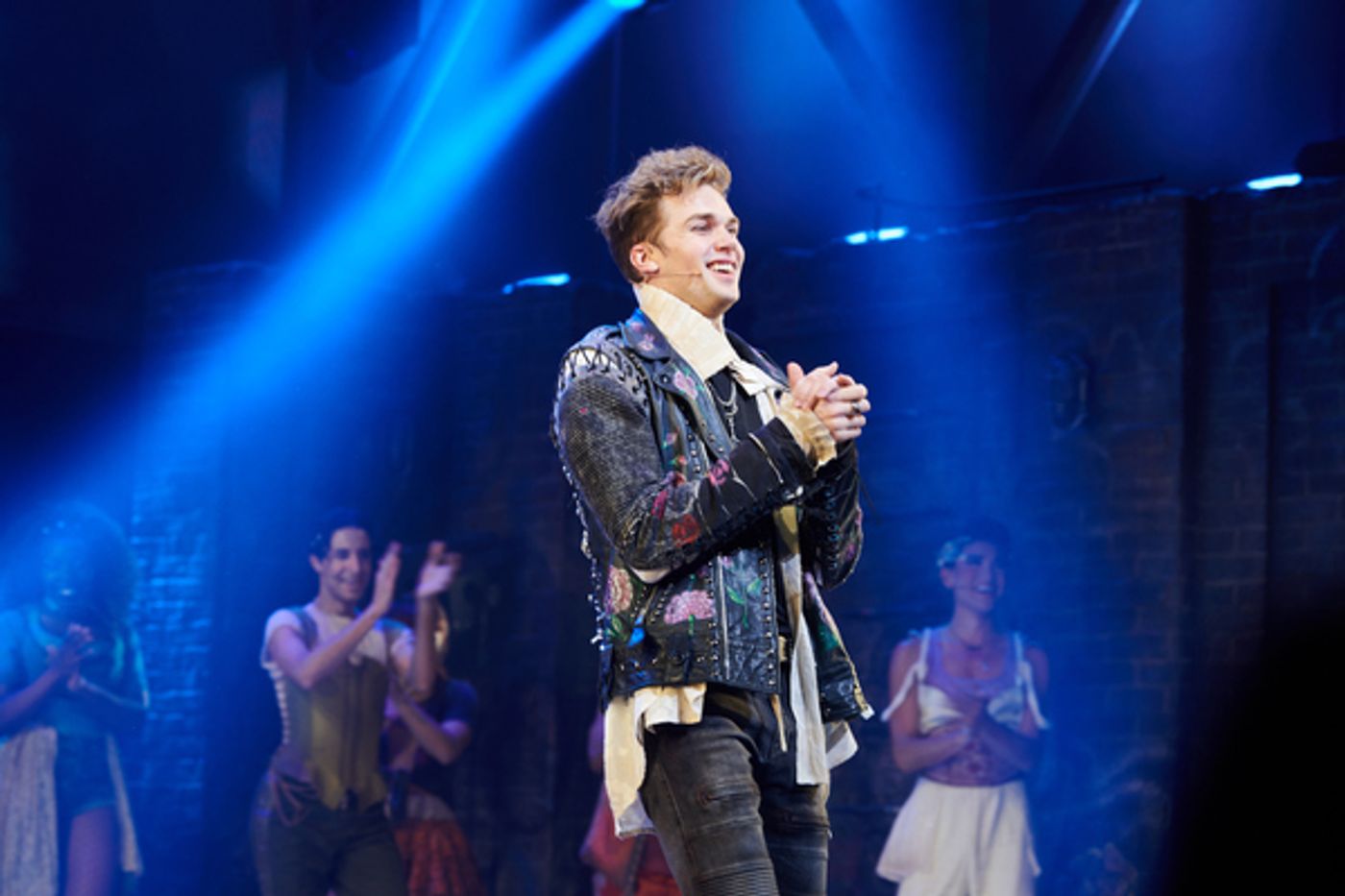 Photos: Go Inside & JULIET's First Preview on Broadway Photos: Go Inside & JULIET's First Preview on Broadway Image