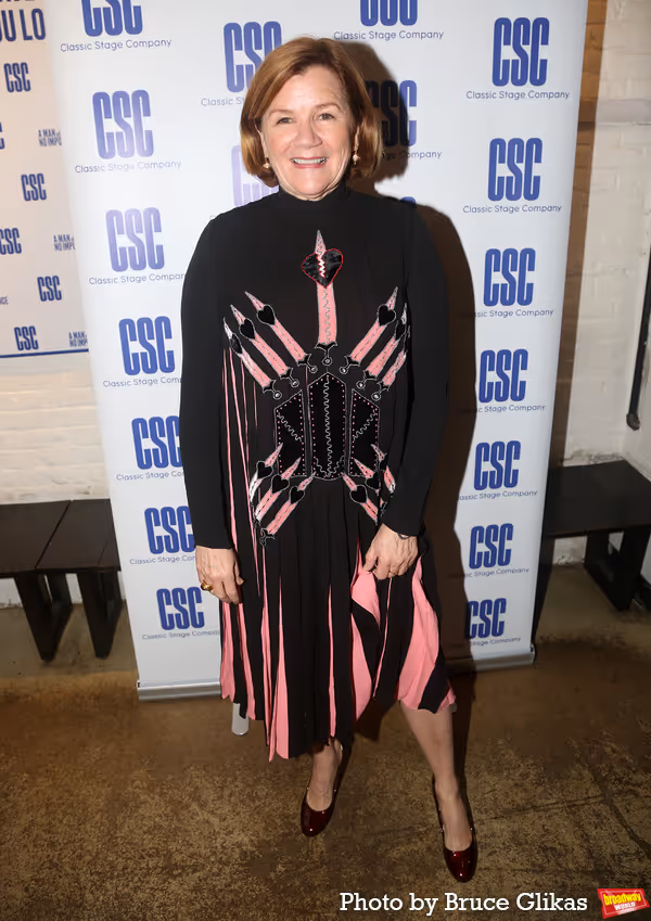 Mare Winningham Photo