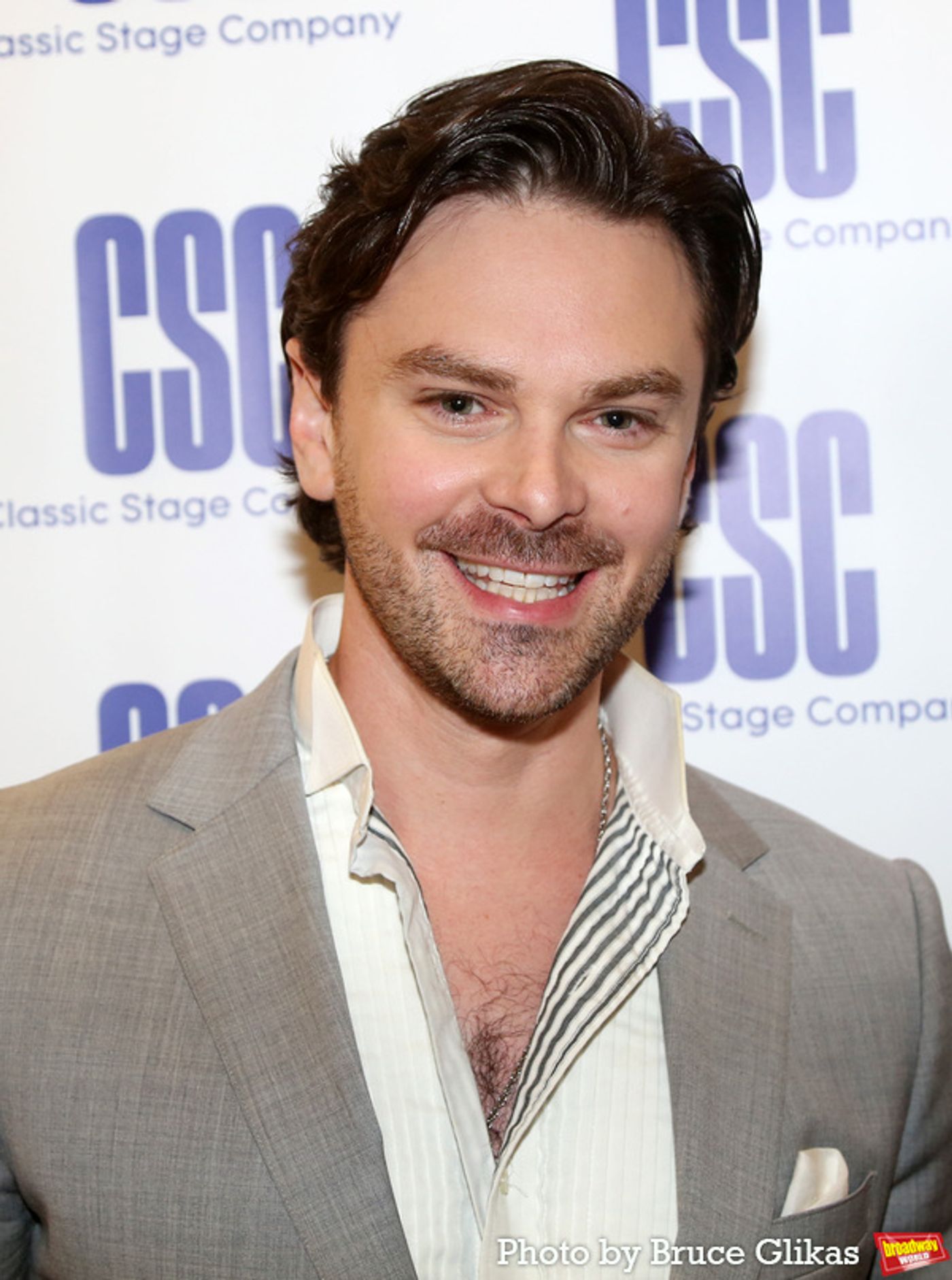 Photos: On the Red Carpet for A MAN OF NO IMPORTANCE Opening Night  Image
