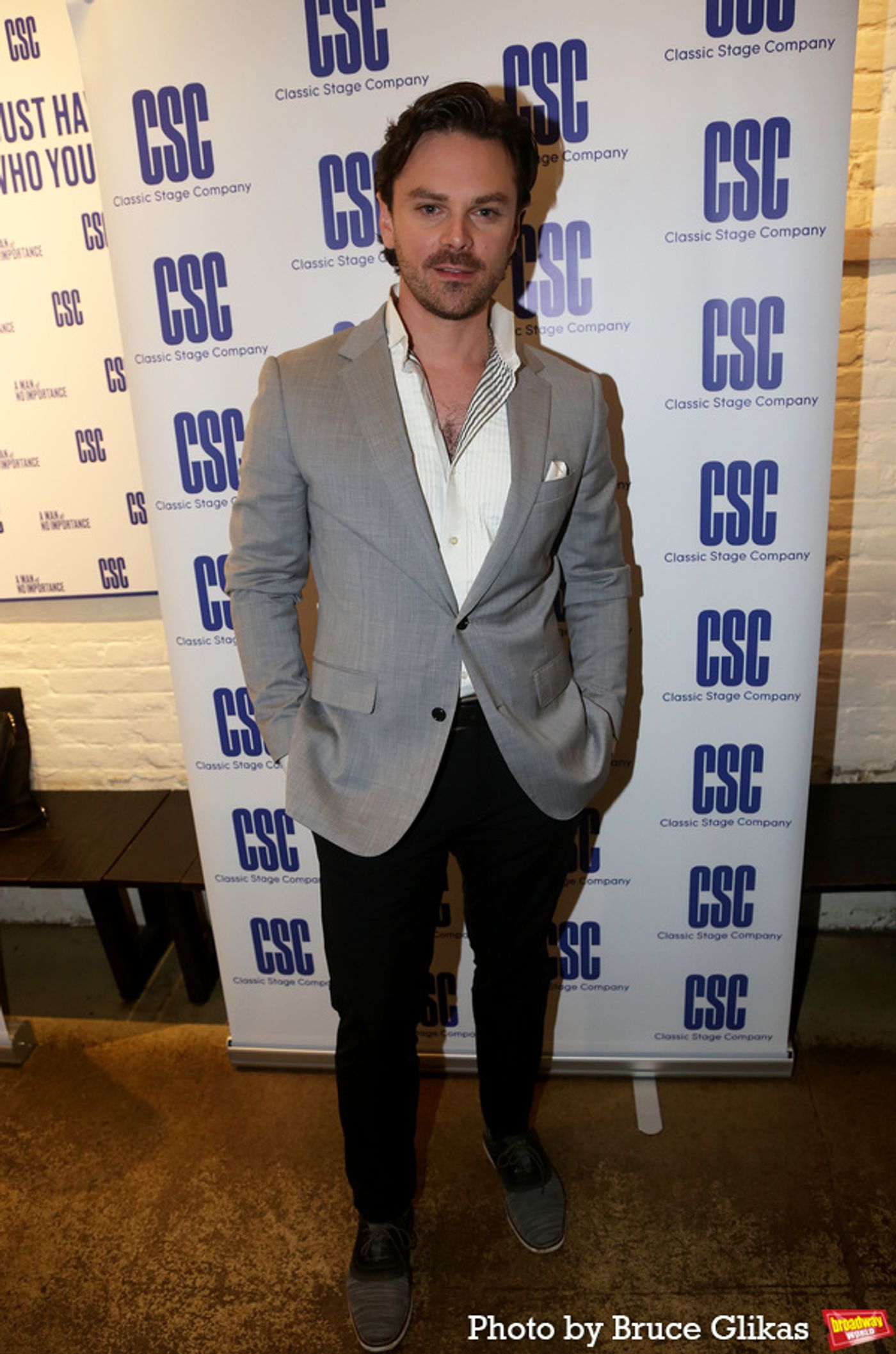 Photos: On the Red Carpet for A MAN OF NO IMPORTANCE Opening Night  Image