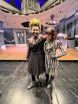 Alex Brightman and Elizabeth Teeter @ BroadwayWorld Alex Brightman and Elizabeth Teeter Photo