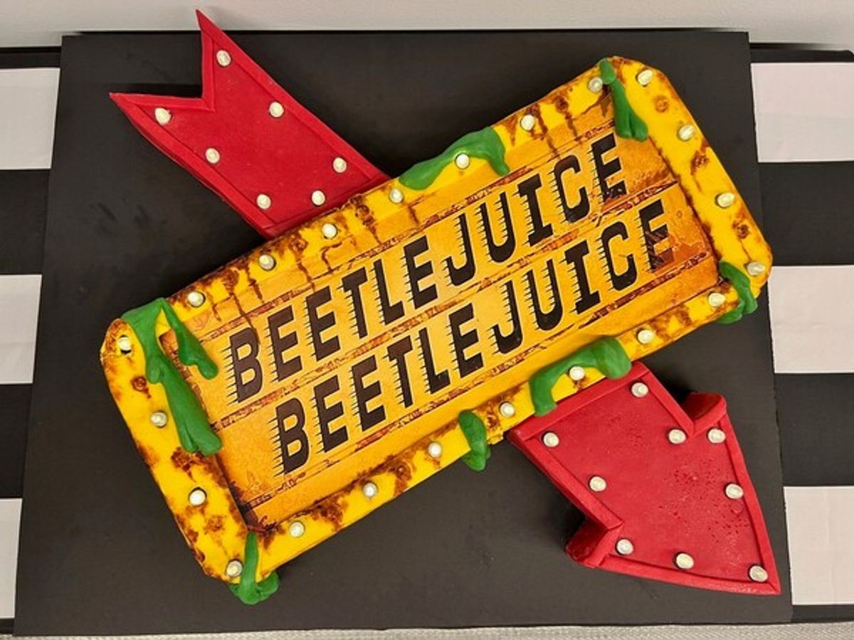 Cake by Andrew Fuller at Video/Photos: BEETLEJUICE Celebrates Halloween on Broadway