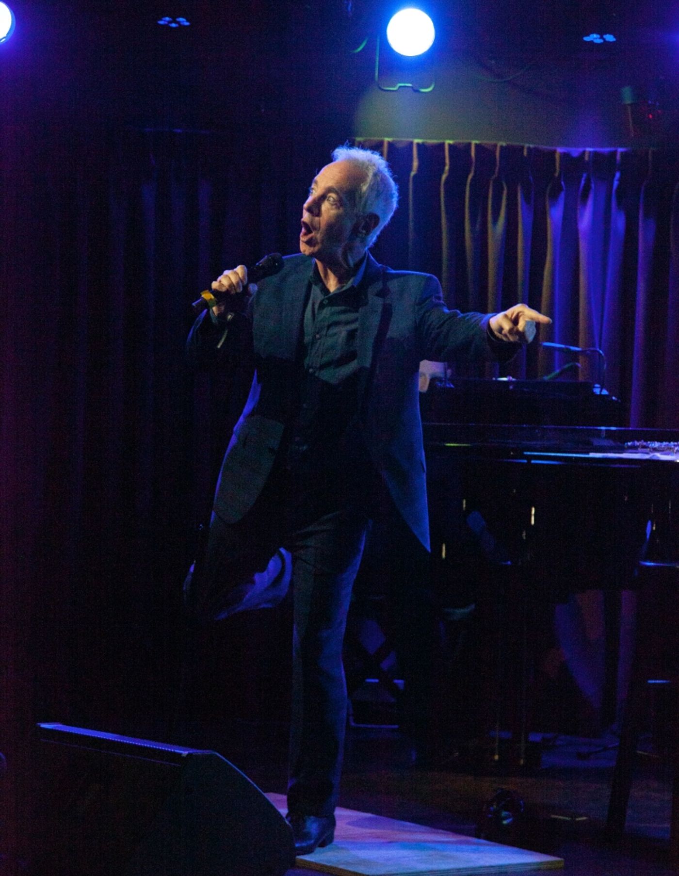 Review: JASON GRAAE'S GRAAETEST HIT'S (THE SEQUEL) at The Green Room 42 Is Great, Spelled The Right Way  Image