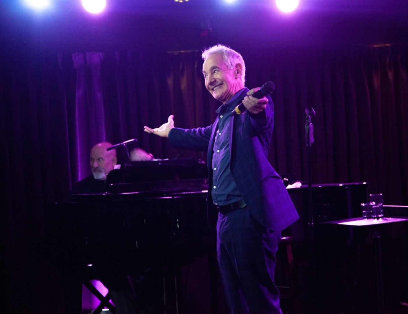 Review: JASON GRAAE'S GRAAETEST HIT'S (THE SEQUEL) at The Green Room 42 Is Great, Spelled The Right Way  Image