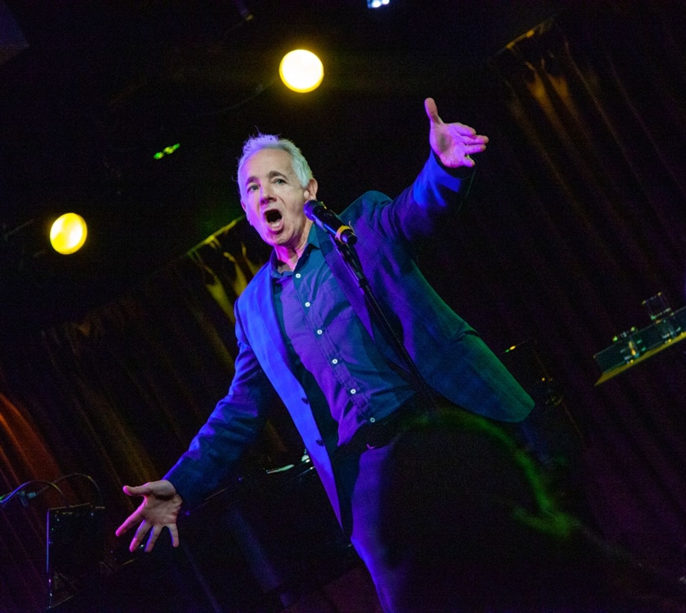 Review: JASON GRAAE'S GRAAETEST HIT'S (THE SEQUEL) at The Green Room 42 Is Great, Spelled The Right Way  Image