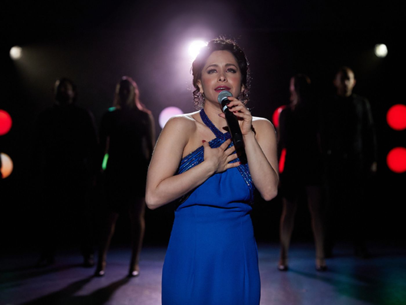 Photos: First Look at Gaby Albo & Samuel Garnica in ON YOUR FEET! National Tour - Beginning Performances Tonight  Image