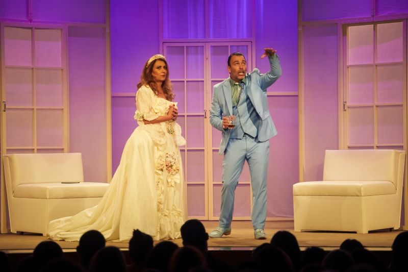 Peter Quilter's DUETS: A COMEDY IN FOUR ACTS (DUETOS) Opens in Sao Paulo  Image