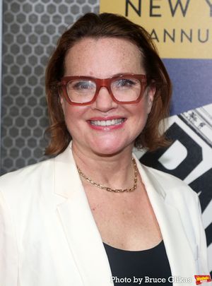 Jennifer Laura Thompson @ BroadwayWorld Jennifer Laura Thompson Photo