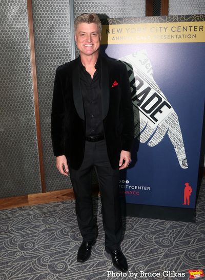 Sean Allan Krill Photo