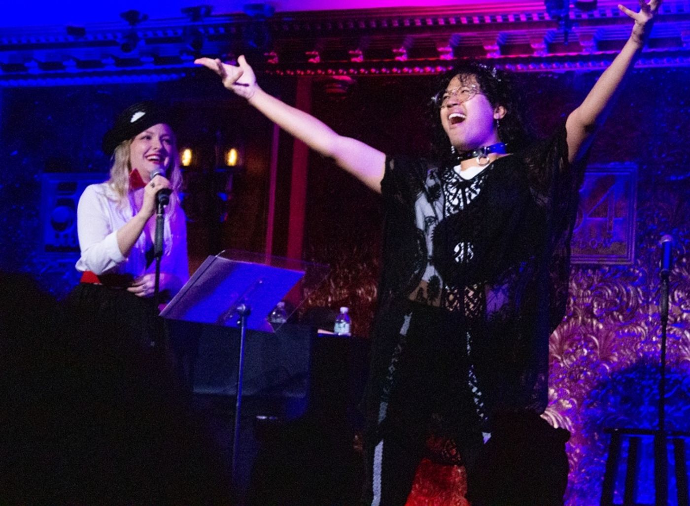 Review: If These Hands Could Talk… And They Do In The BROADWAY SIGNS! TWILIGHT ZONE SPOOKTACULAR At 54 Below  Image