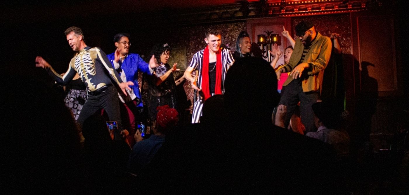 Review: If These Hands Could Talk… And They Do In The BROADWAY SIGNS! TWILIGHT ZONE SPOOKTACULAR At 54 Below  Image