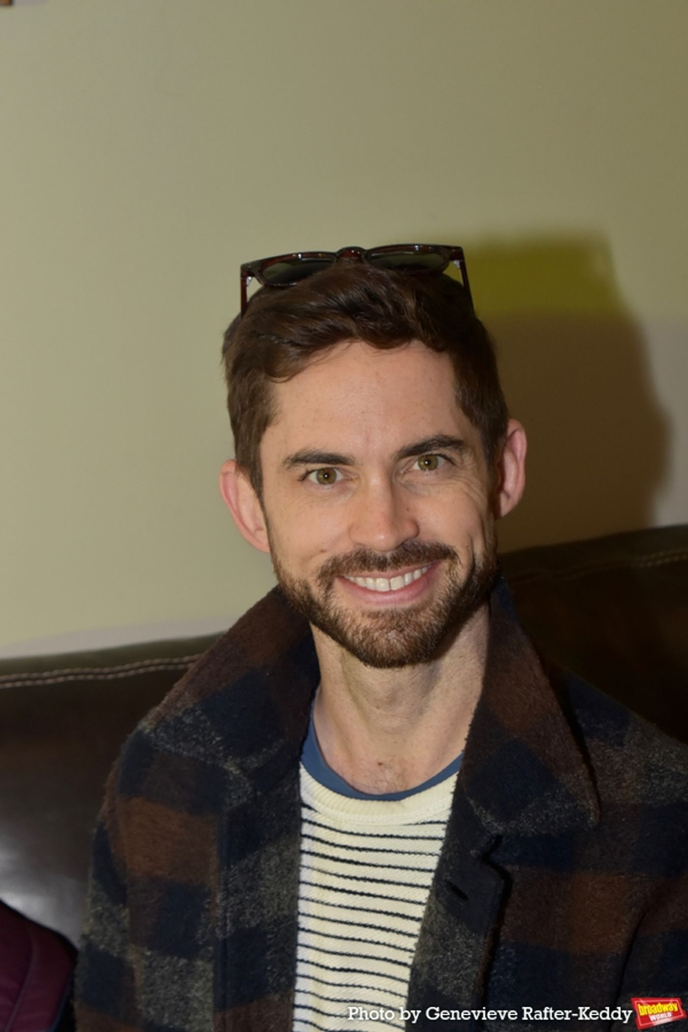 Photo Exclusive: The Cast of MOULIN ROUGE! THE MUSICAL Records CAROLS FOR A CURE 2022  Image