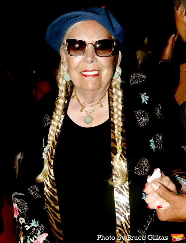 Joni Mitchell Photo
