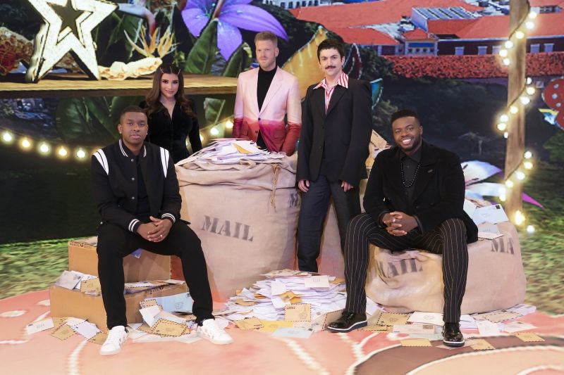 Interview: The Pentatonix Are Going 'Around The World' This Holiday Season  Image