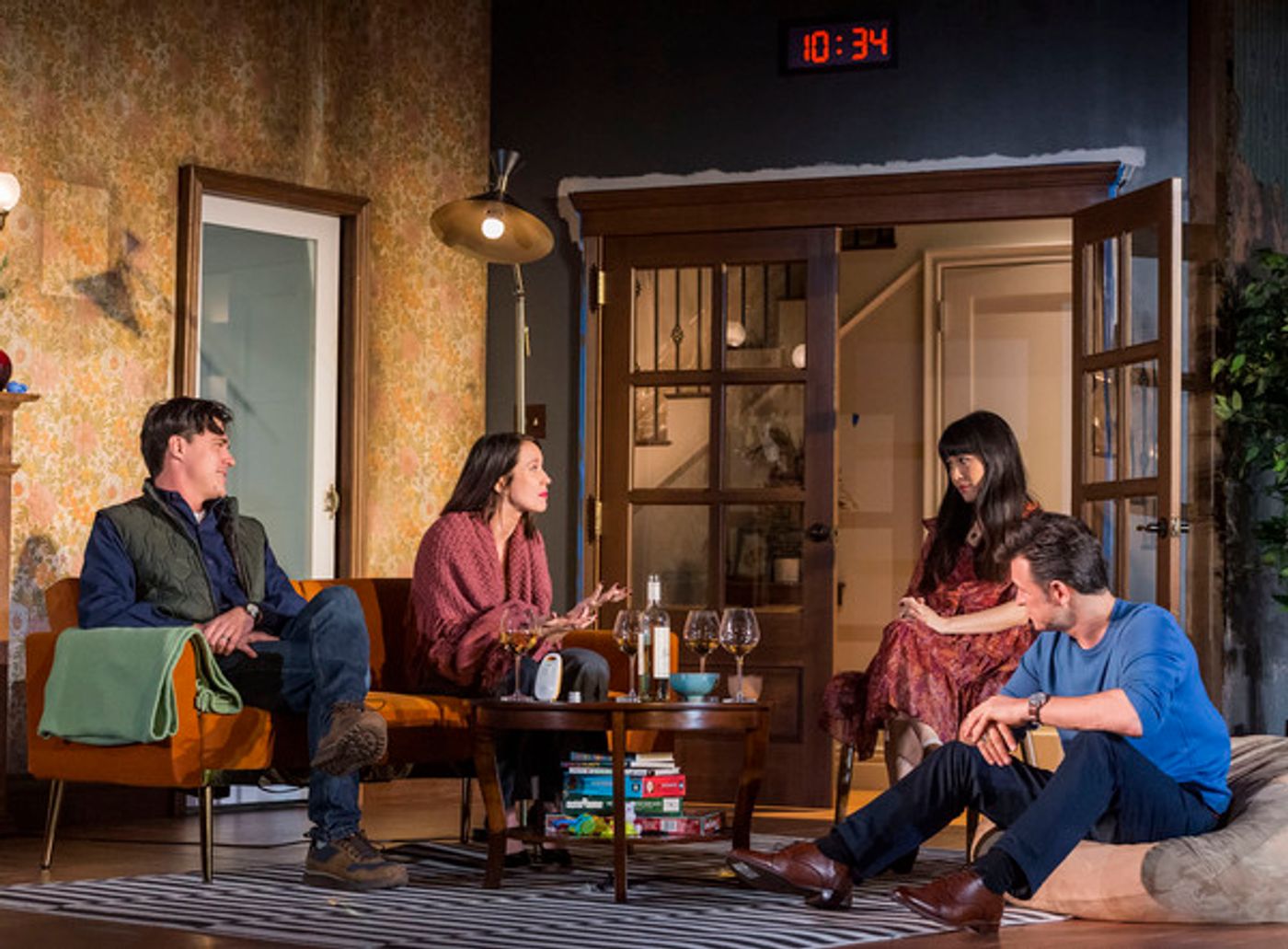 Photos: First Look at Constance Wu, Finn Wittrock, Anna Camp & Adam Rothenberg in 2:22 – A GHOST STORY  Image
