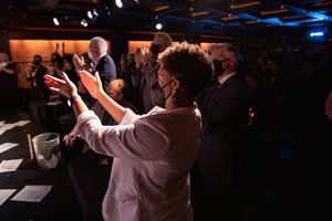Audience members applaud the 30-year-old ensemble at SITI''s 30th Anniversary Benefit and opening of WAR OF THE WORLDS- THE RADIO PLAY. @ BroadwayWorld Audience members applaud the 30-year-old ensemble at SITI''s 30th Anniversary Benefit Photo