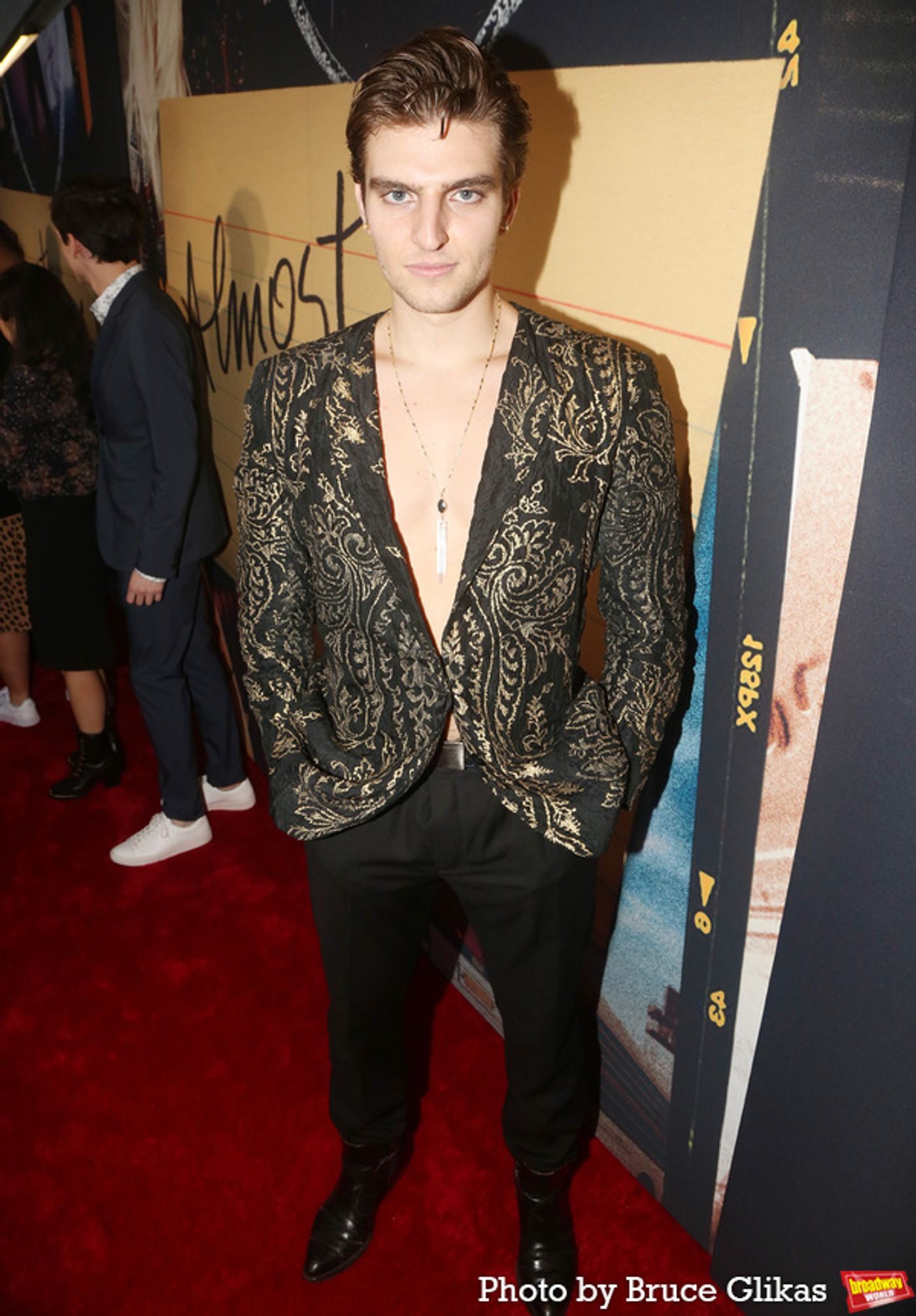 Photos: See Cameron Crowe, Solea Pfeiffer & More on the ALMOST FAMOUS Red Carpet  Image