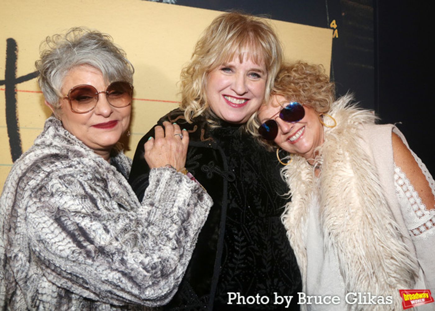 Photos: See Cameron Crowe, Solea Pfeiffer & More on the ALMOST FAMOUS Red Carpet  Image