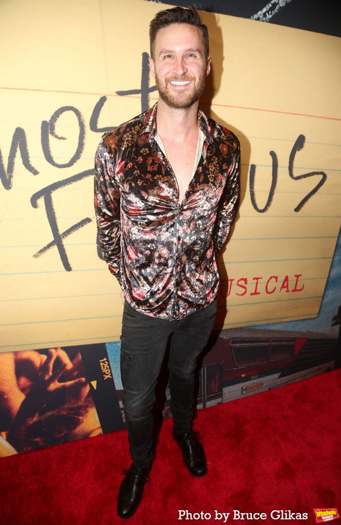 Photos: See Cameron Crowe, Solea Pfeiffer & More on the ALMOST FAMOUS Red Carpet  Image