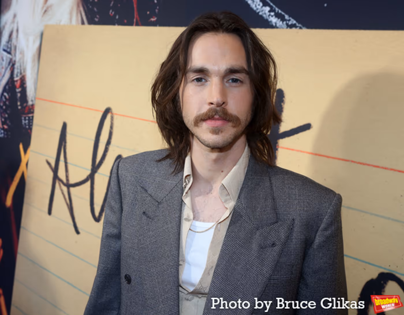 Photos: See Cameron Crowe, Solea Pfeiffer & More on the ALMOST FAMOUS Red Carpet  Image