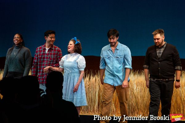 Marinda Anderson, Daniel K. Isaac, Linda Lavin, Dario Ladani Sanchez, Nate Miller Photo