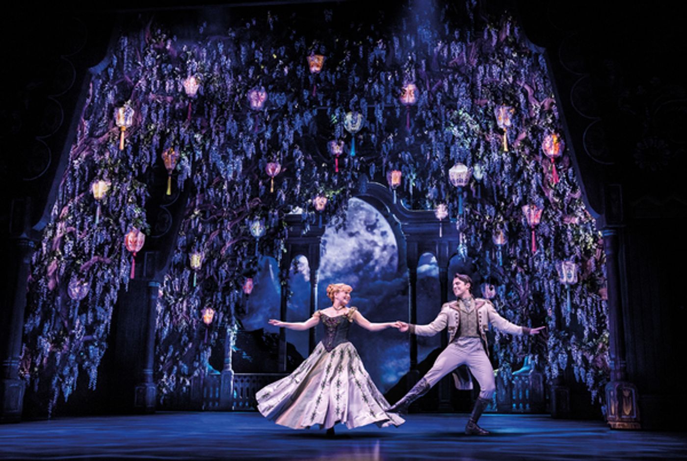 Photos: West End Production of FROZEN Extends Due to Demand; Check Out All New Photos!  Image