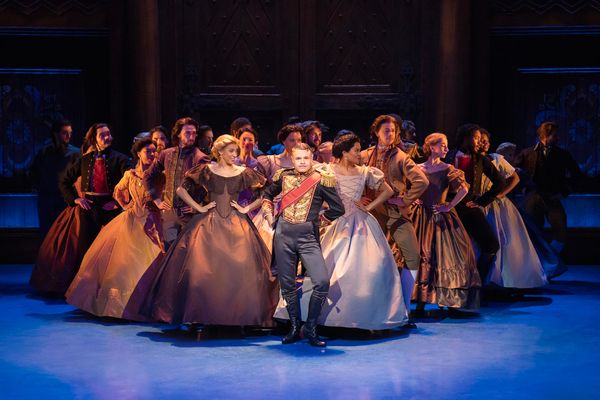 Photos: West End Production of FROZEN Extends Due to Demand; Check Out All New Photos! — photo 3 of 10
