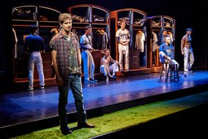 Michael Oberholtzer and the cast  Photo