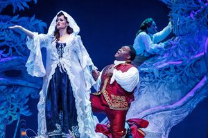 Natasha Te Rupe Wilson and Michael Sumuel with Jarrett Ott @ BroadwayWorld Natasha Te Rupe Wilson and Michael Sumuel with Jarrett Ott Photo