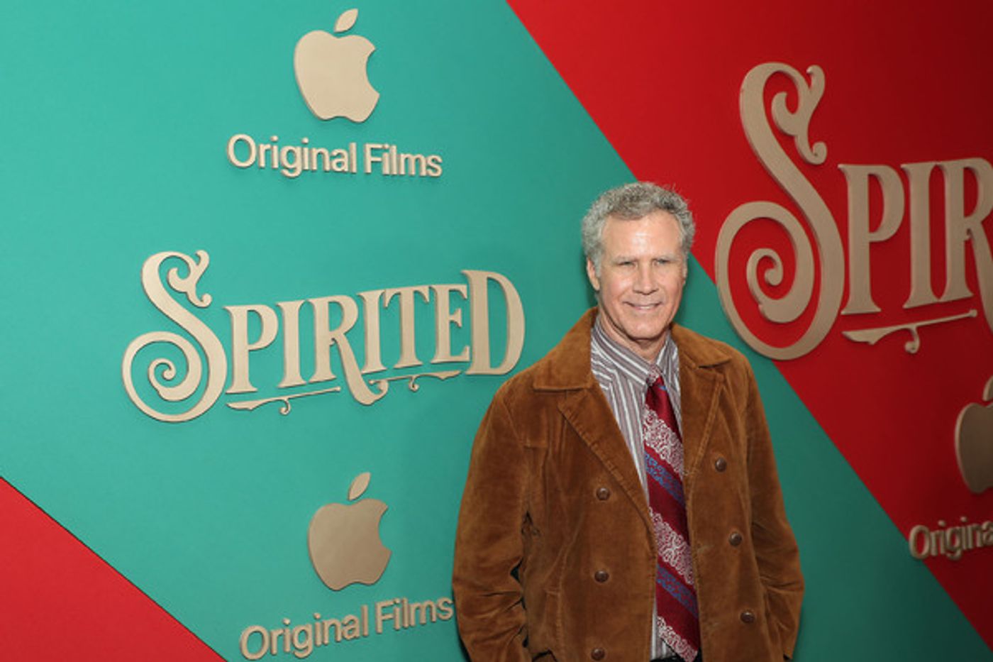 Photos: Will Ferrell, Patrick Page & More SPIRITED Stars Hit the Red Carpet  Image