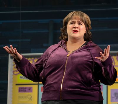 Bonnie Milligan Photo