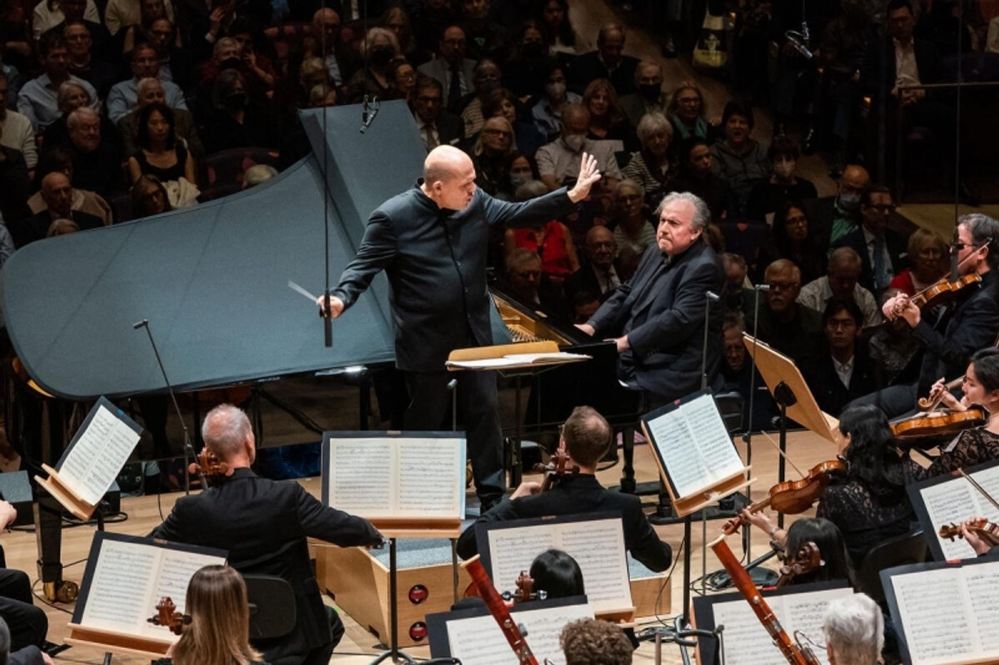 Review: The NY Philharmonic & Yefim Bronfman in Mozart and Bruckner at Geffen Hall  Image