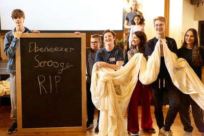 The cast  Photo