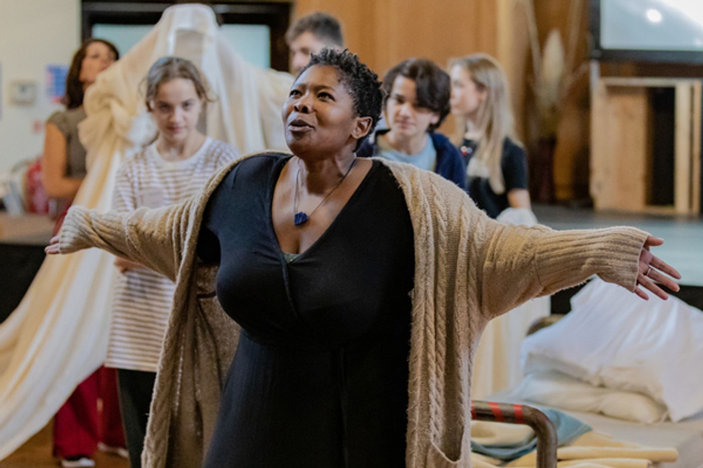 Photos: Go Inside Rehearsals for A CHRISTMAS CAROL at Rose Theatre  Image