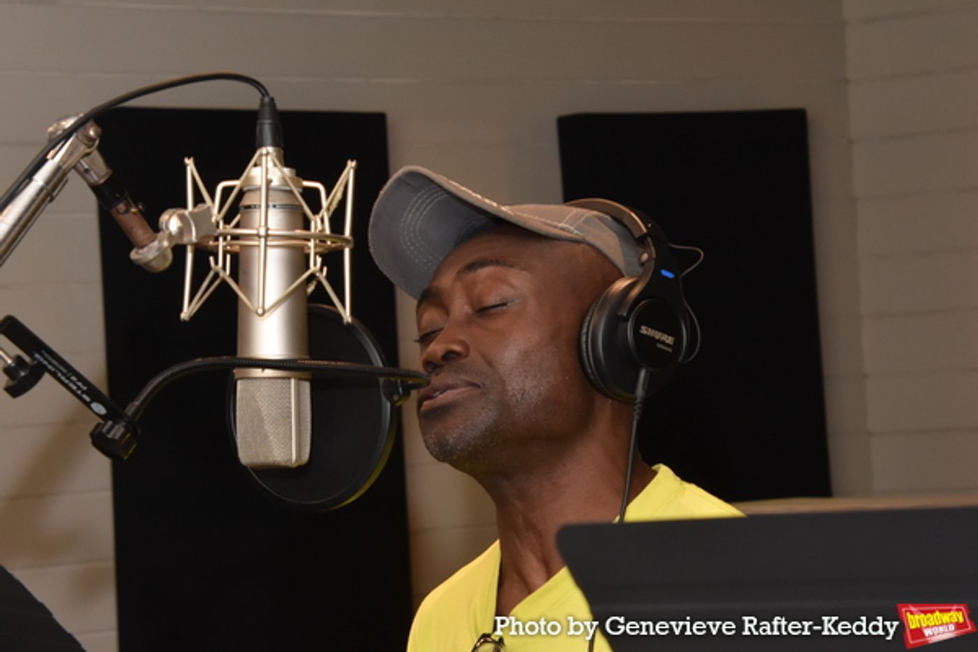 Photo Exclusive: The Cast of THE LION KING Sings 'Carols For a Cure'  Image