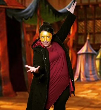 Stephanie Lourenço Viegas as Clopin  Photo
