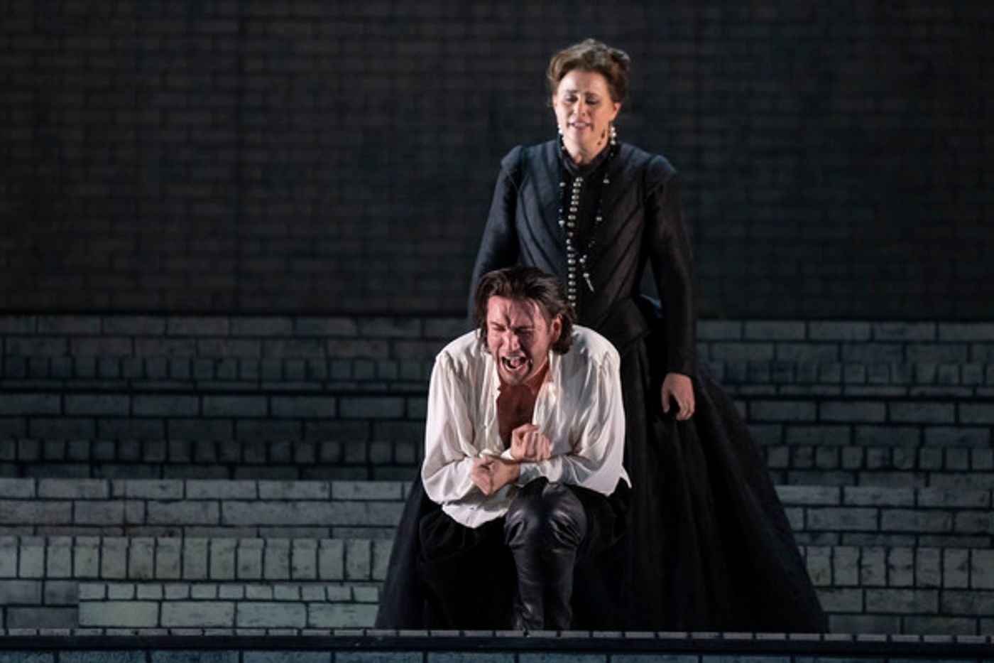 Photos: First Look at DON CARLOS at Lyric Opera of Chicago Photos: First Look at DON CARLOS at Lyric Opera of Chicago Image
