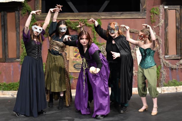 Review: BIG FISH THE MUSICAL at Arkansas State University Beebe Reels in the Audience Over and Over  Image