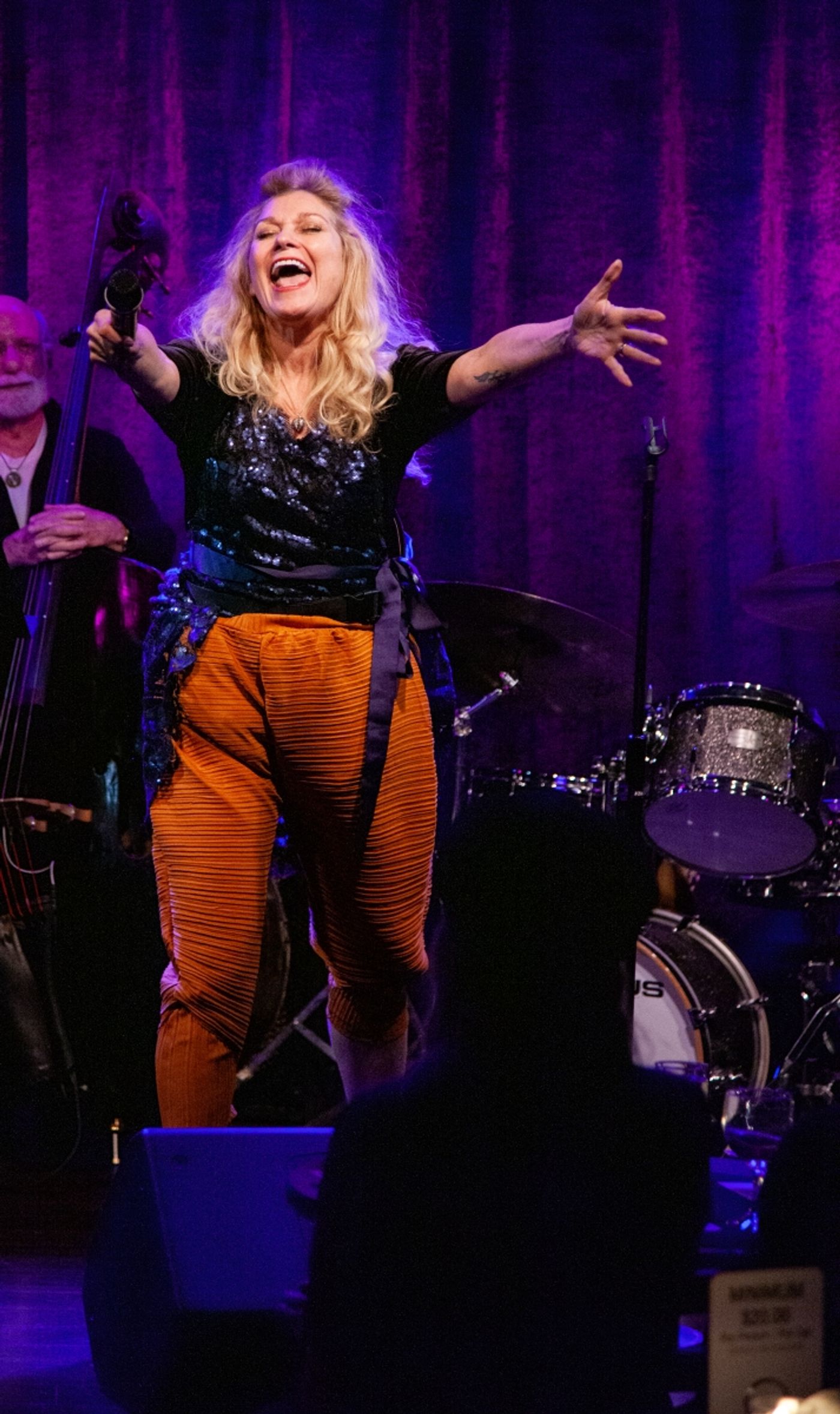 Review: THE LINEUP WITH SUSIE MOSHER at Birdland Theater Retains Its Sparkle After Four Years  Image