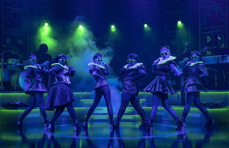Review: Six the Musical Packs a Powerful Punch at the Hobby Center for the Performing Arts Image