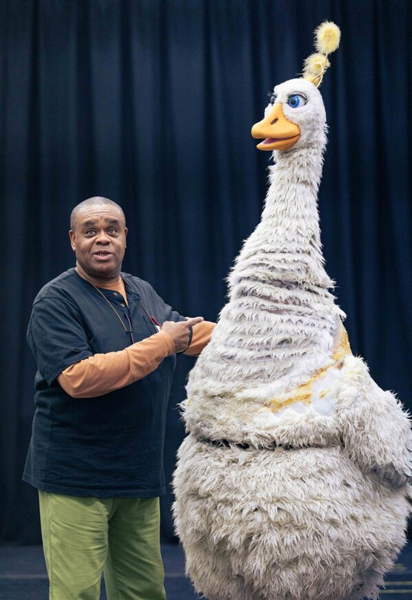 Photos: In Rehearsal For Hackney Empire's Christmas Pantomime MOTHER GOOSE  Image
